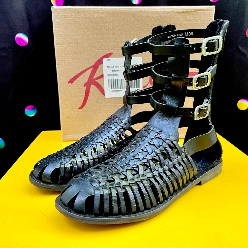 Rebels NEU Black Gladiator Sandals Flats
